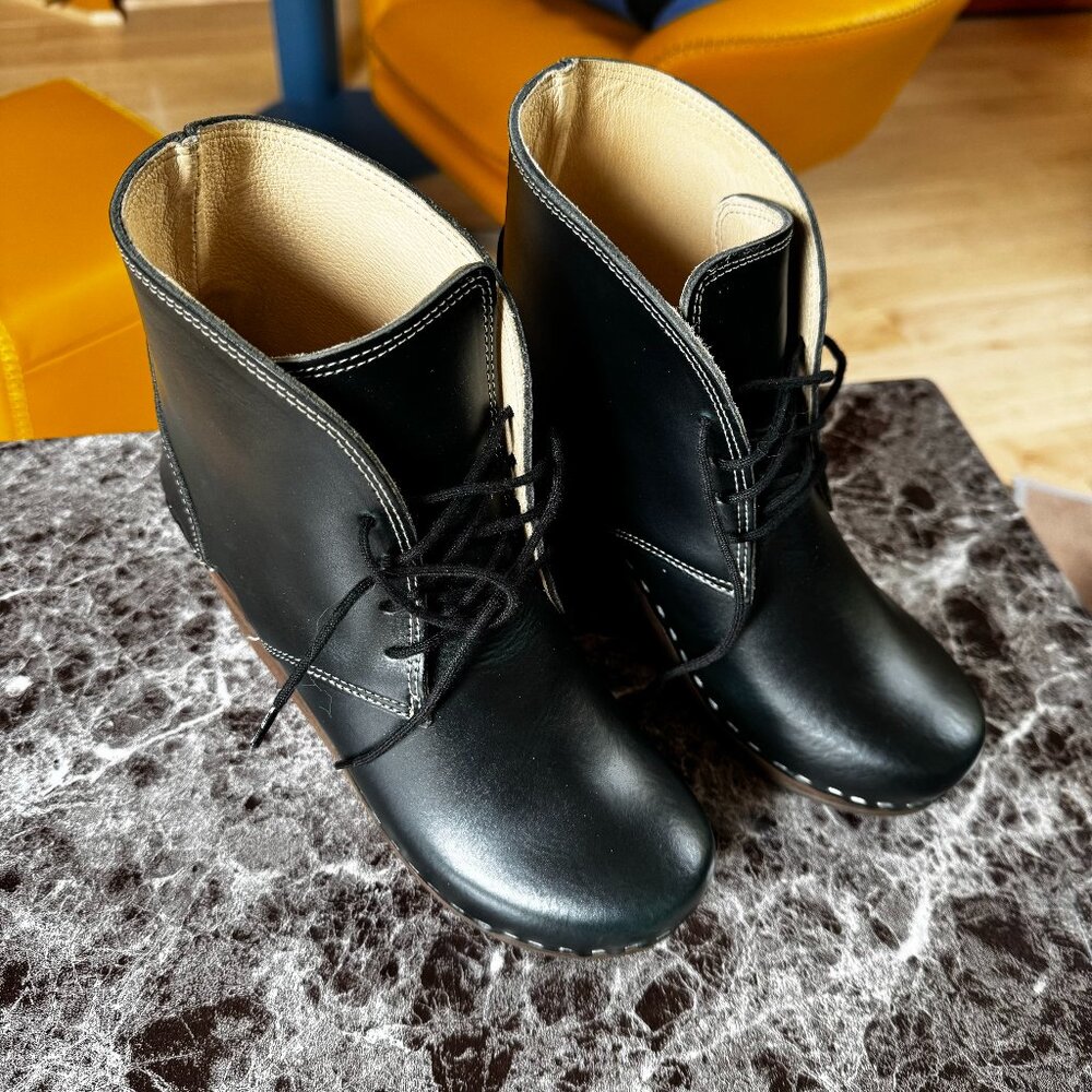 NWOT Maguba Casablanca Black Leather Lace Up Wedge Clog Ankle Boot Size 36